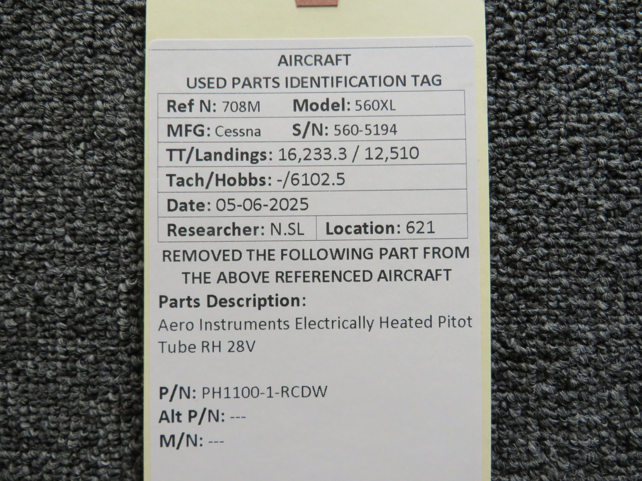 pourtoi79ページ PH1100-1-RCDW Aero Instruments Electrically Heated Pitot Tube RH