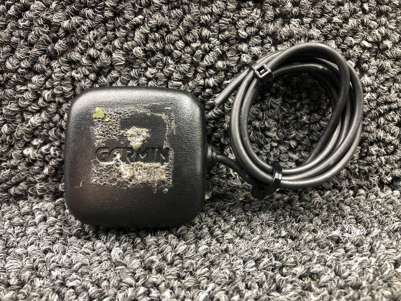 013-00202-00 Garmin GA-25 MCX GPS Antenna (2.0-6.5V)
