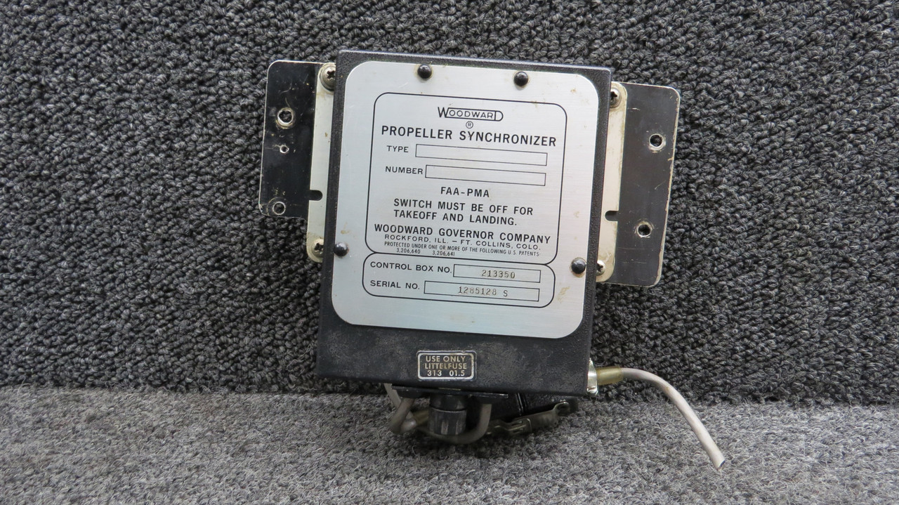 213350, 50-960078-9 Woodward Propeller Synchronizer with Mounting Brackets