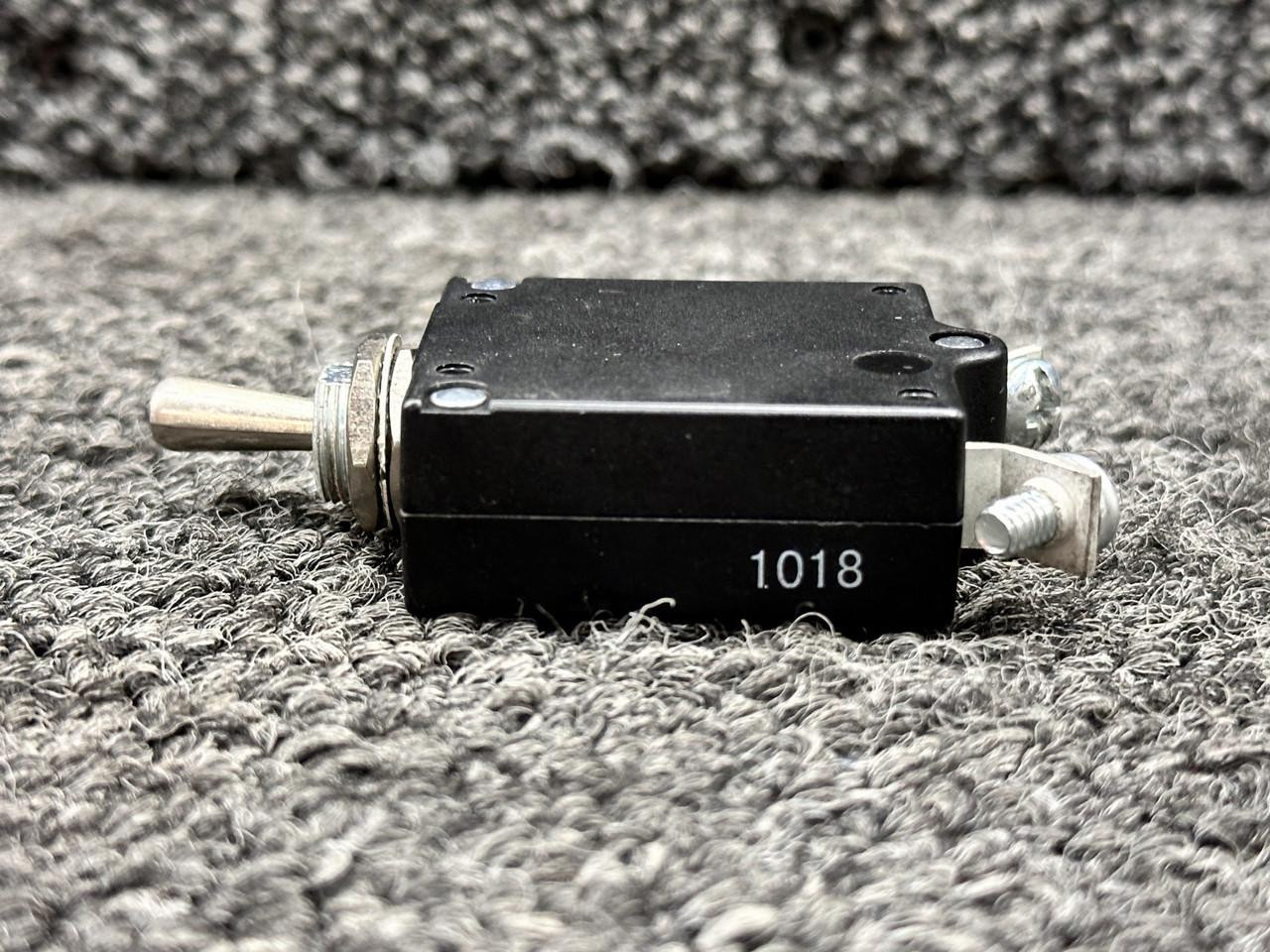 W31-X2M1G-15 Tyco Electronics Circuit Breaker (15 Amps)