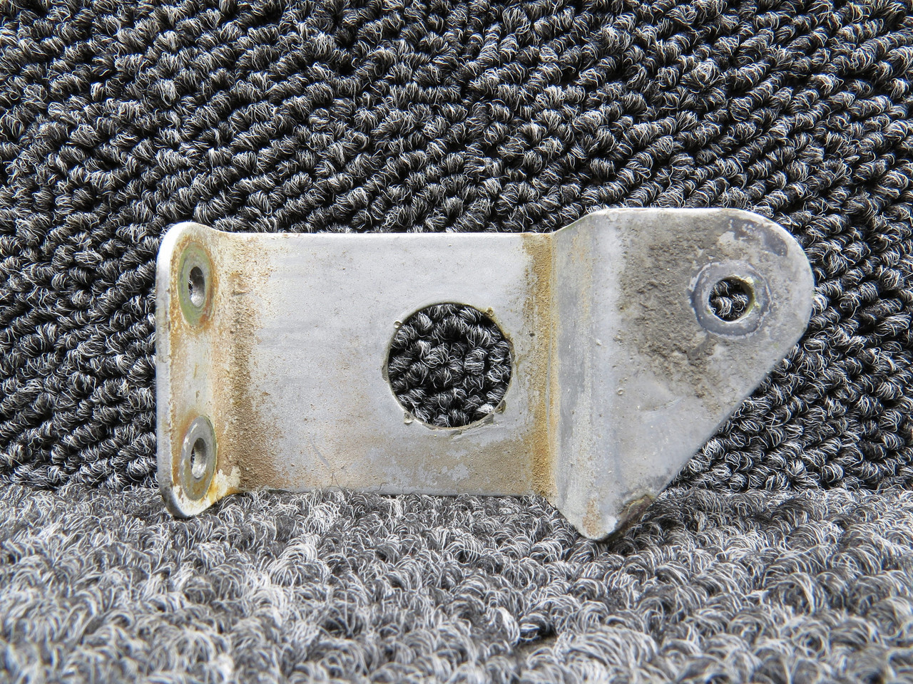 50-810133-4 Beech Landing Gear Door Bracket Assembly LH