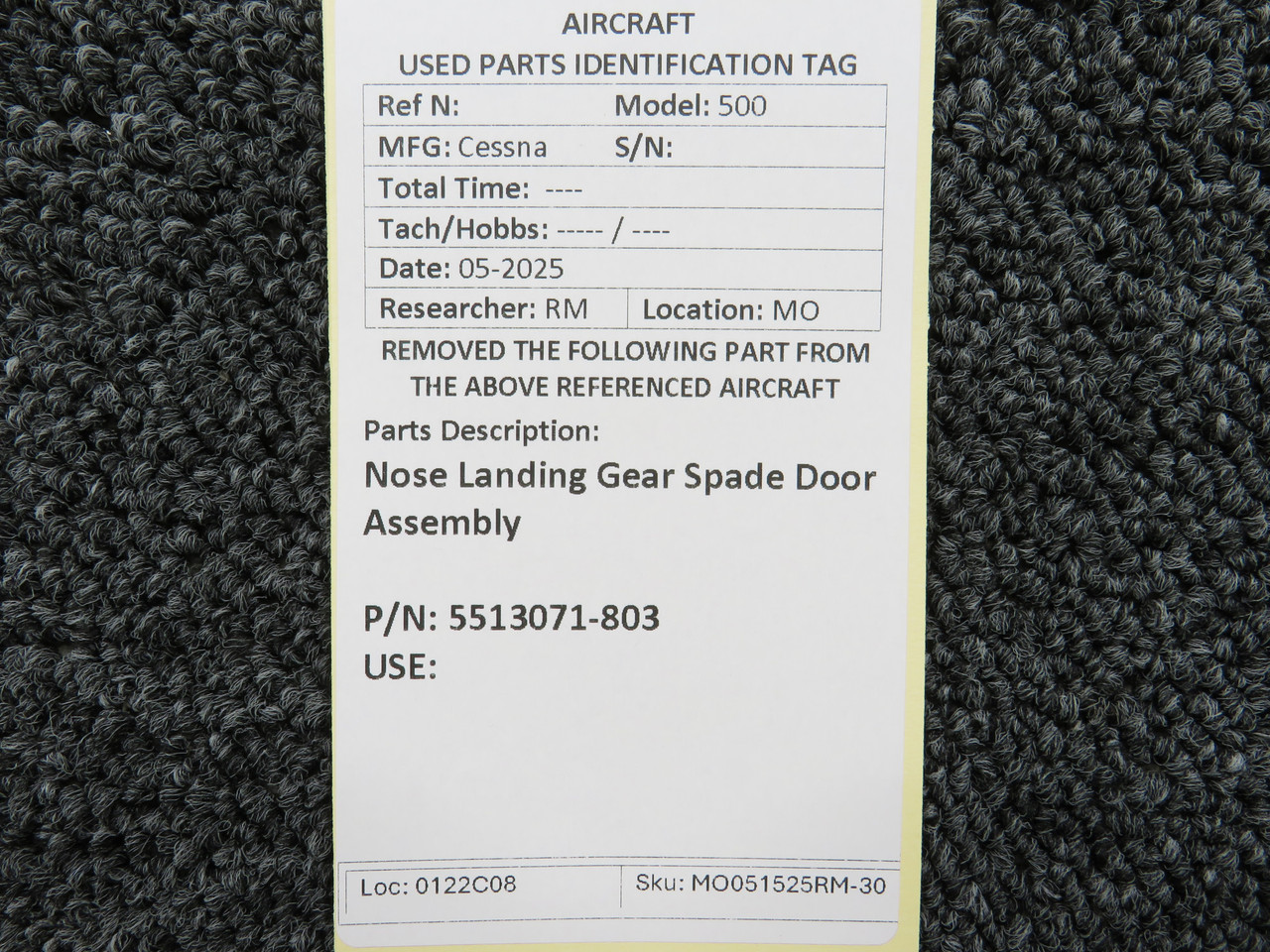 5513071-803 Cessna 500 Nose Landing Gear Spade Door Assembly For Sale