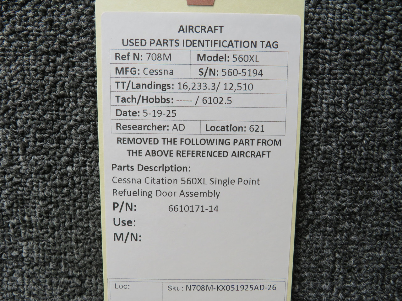 6610171-14 Cessna Citation 560XL Single Point Refueling Door 6610171-14 Cessna Citation 560XL Single Point Refueling Door