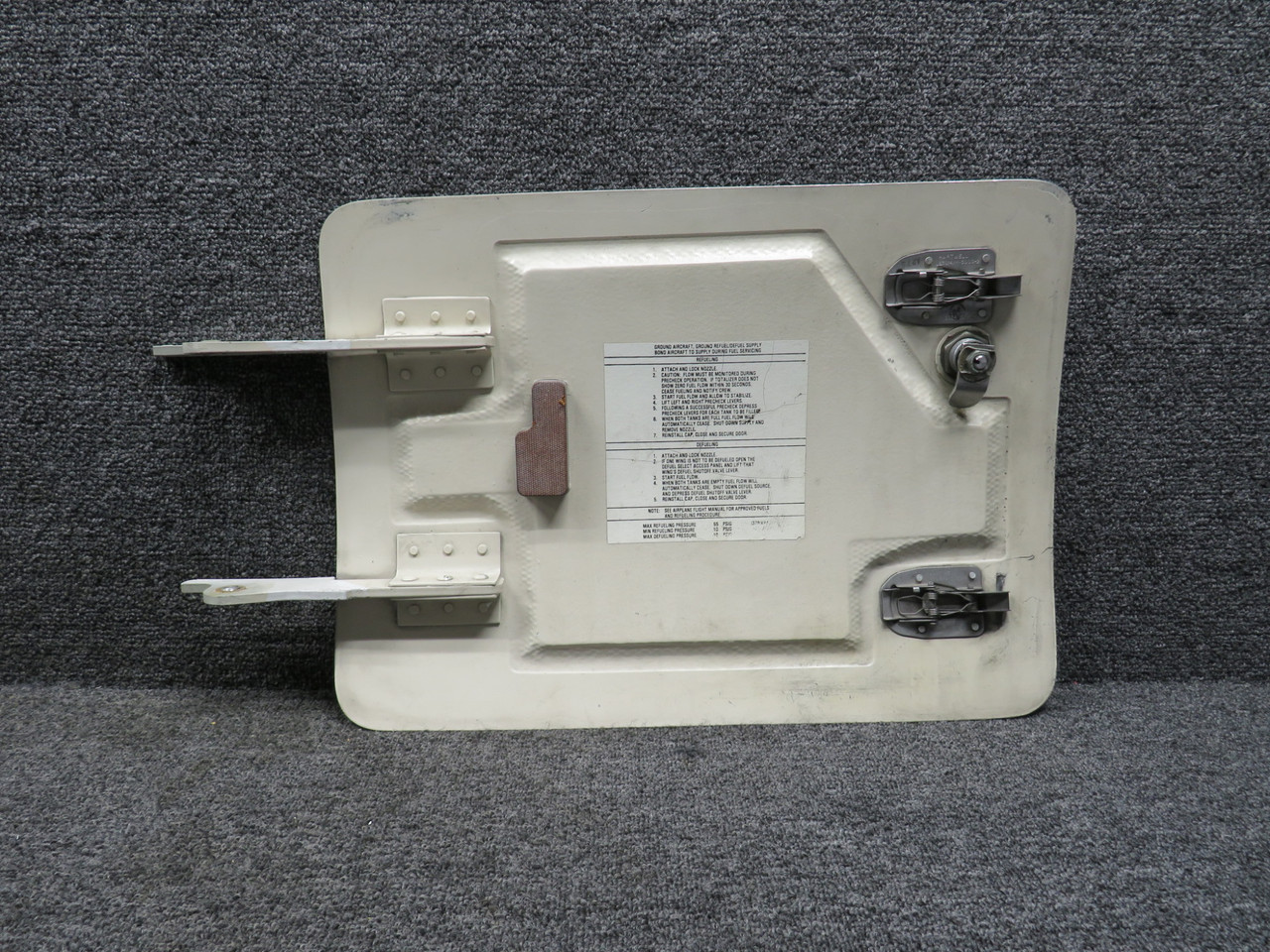 6610171-14 Cessna Citation 560XL Single Point Refueling Door