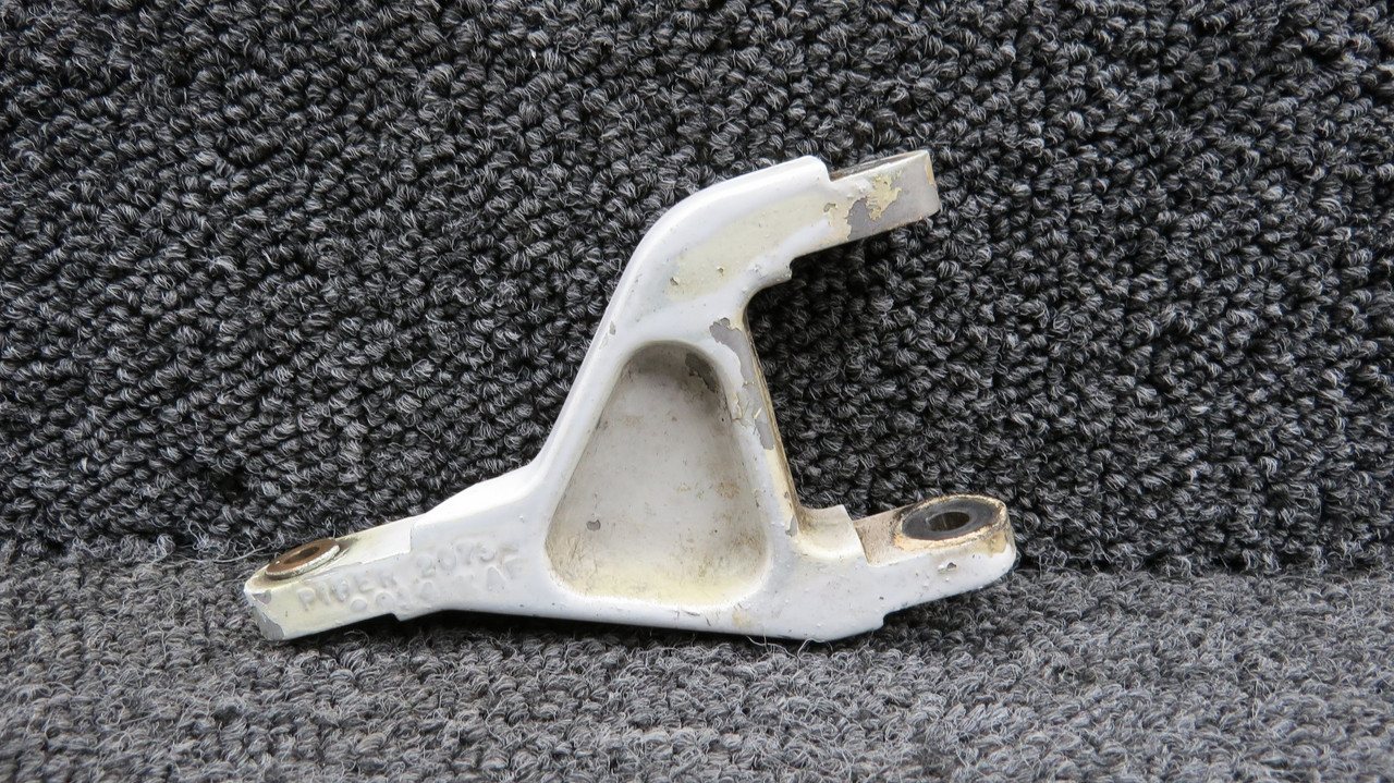 106680-002 (Casting: 20734) Piper PA28R-200 Nose Gear Torque Link