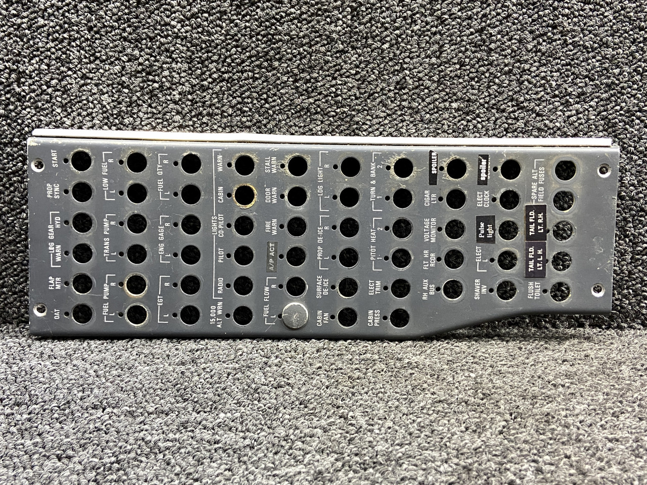 paページ 5118499-1 Cessna 421C Circuit Breaker Center Upper Panel Cover (No