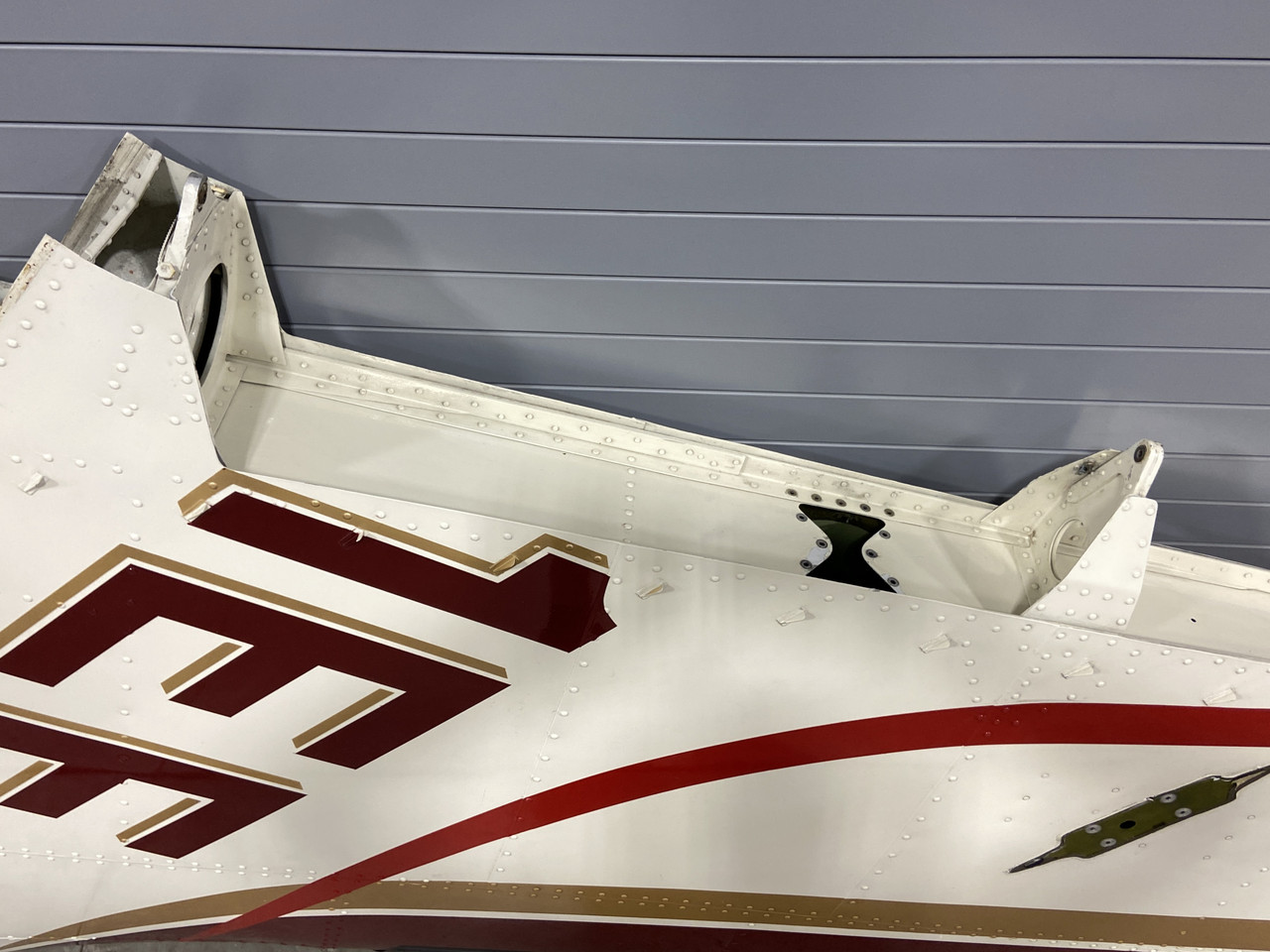 5131020-28 (Use: 5131020-57) Cessna Vertical Stabilizer with