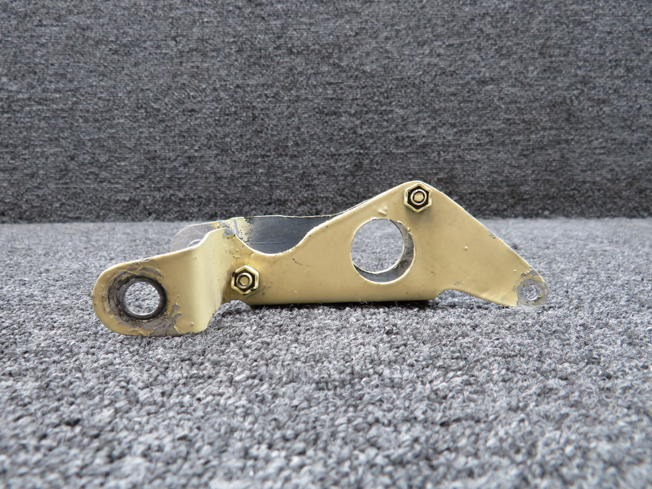 0841000-14 Cessna 320B Main Gear Switch Bracket