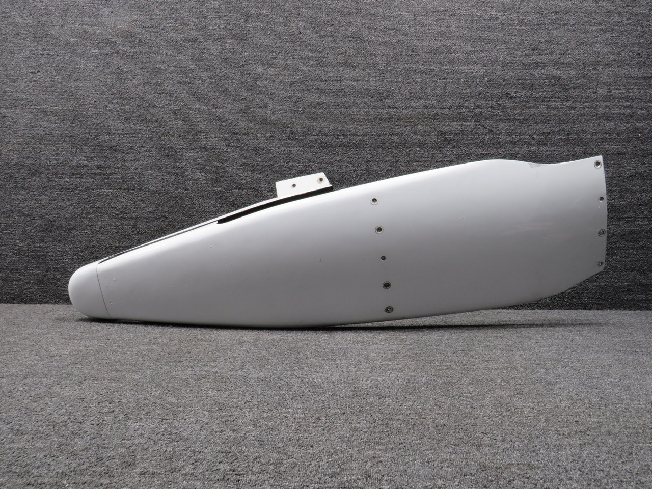64ND-78002-4 Cessna Citation 560XL Thrust Reverser Outboard Stang 64ND-78002-4 Cessna Citation 560XL Thrust Reverser Outboard Stang