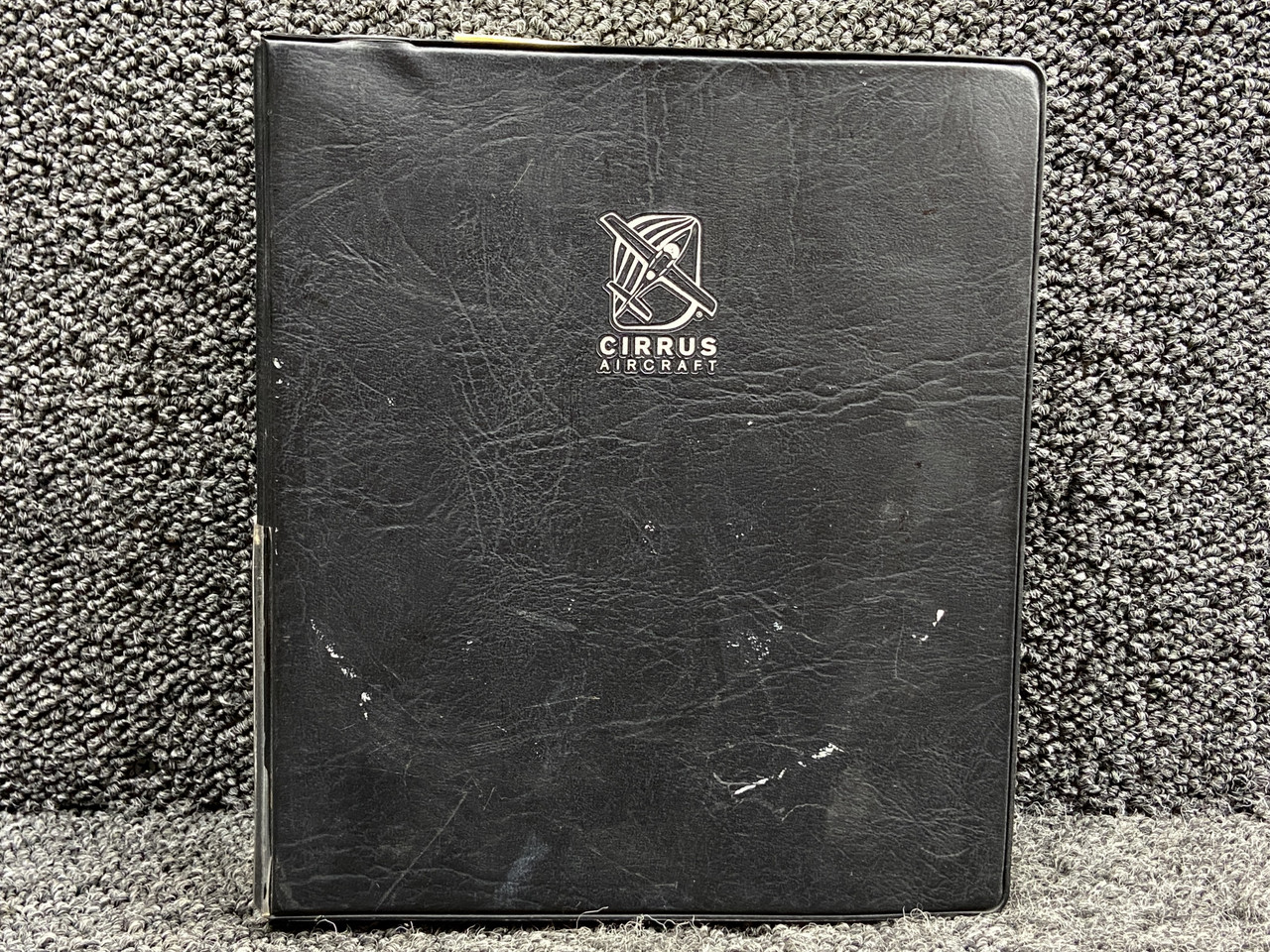 13772-005 Cirrus SR22T Pilots Operating Handbook (Issued: 2-1-2013)