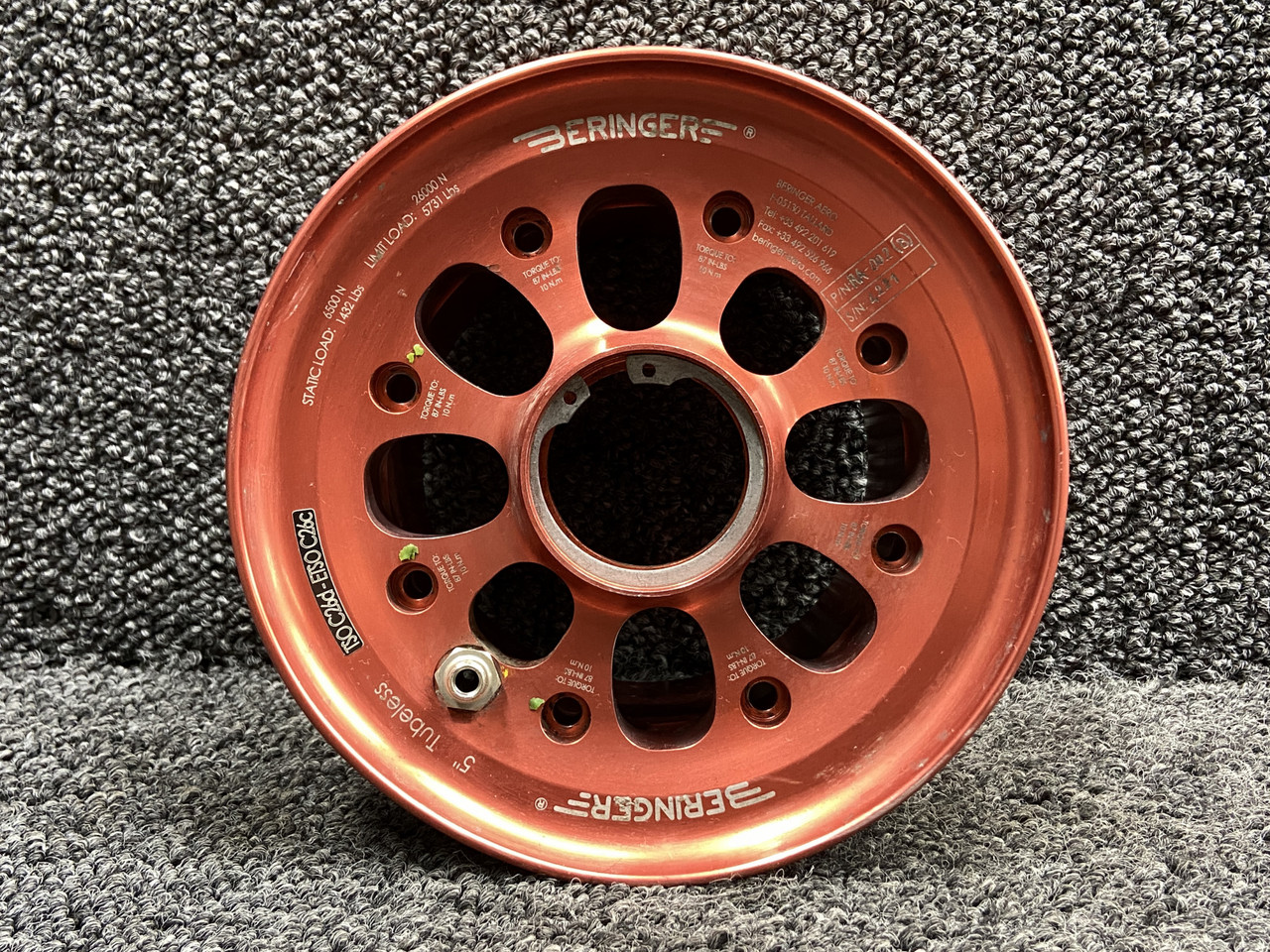 RA-002(B) (Alt: 31492-001) Beringer Aero Nose Wheel Half (5.00x5)
