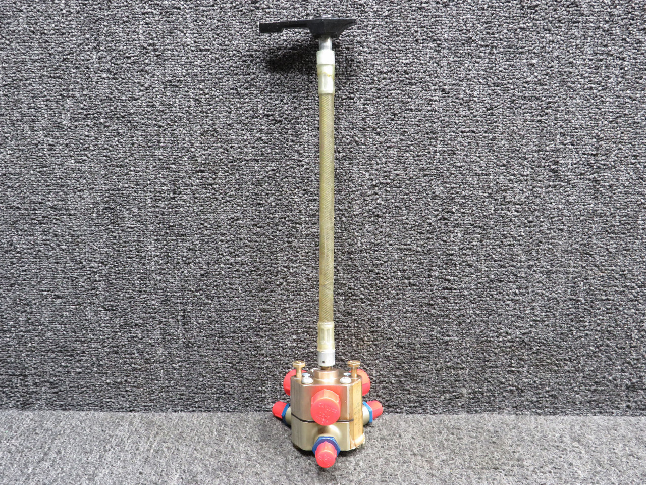 9851110-3 Cessna P210N Fuel Selector Valve with Shaft and Handle