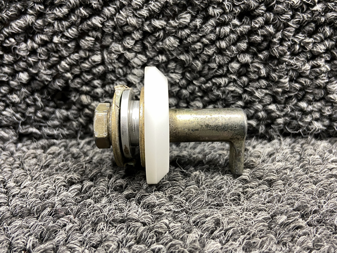 20268-004 Cirrus SR22T Cabin Door Striker Pin LH or RH