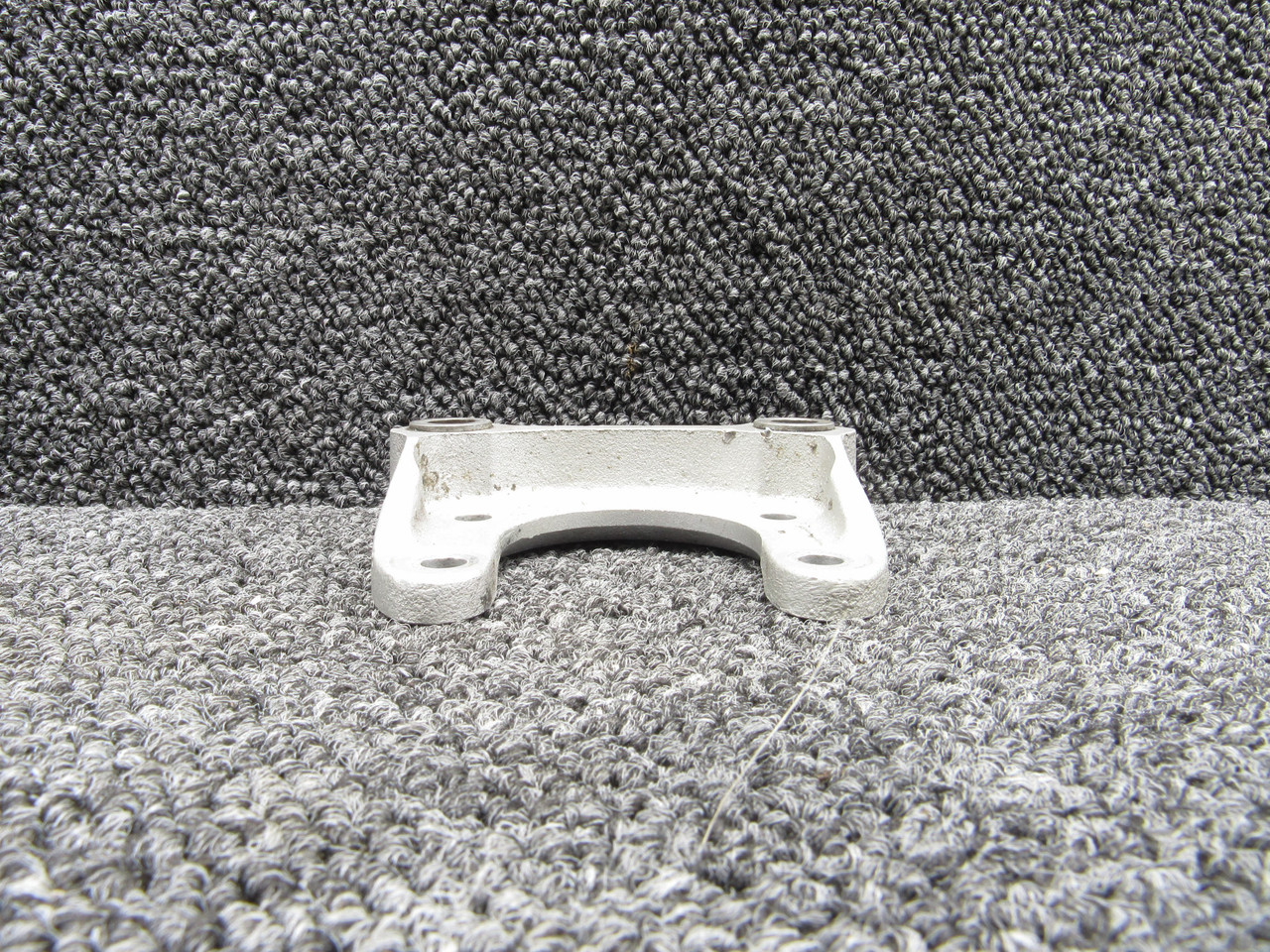 33-810000-15 Beechcraft V35B Cleveland Torque Plate Assembly