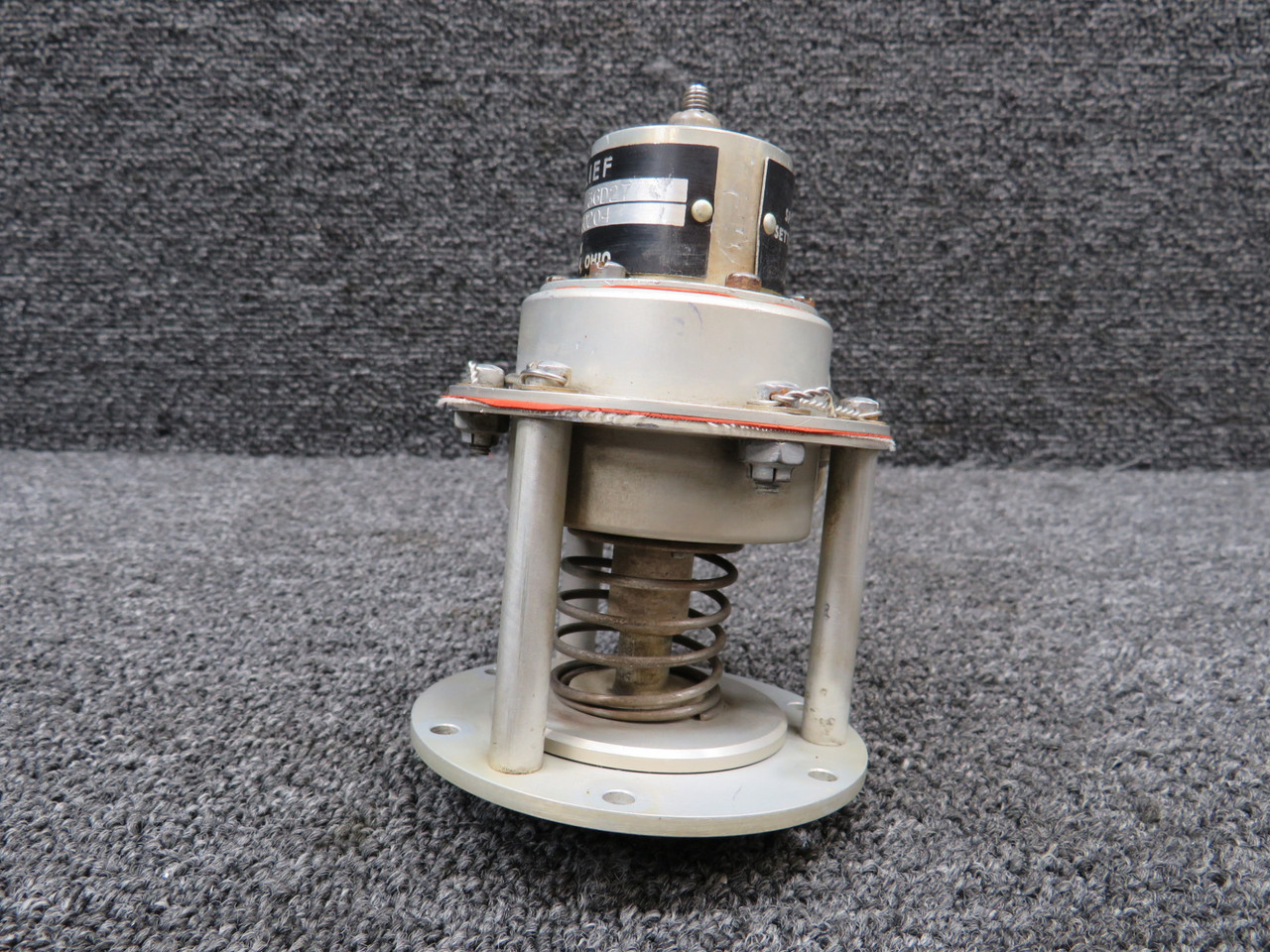 36D27 (Alt: 50-380081-3) Janitrol Relief Valve Assembly