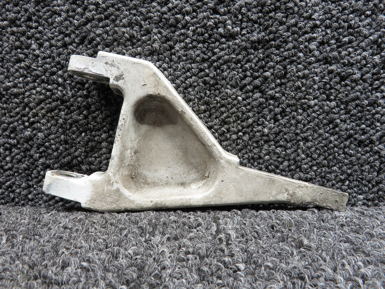 105041-002 Piper PA-44-180 Main Landing Gear Lower Torque Link RH
