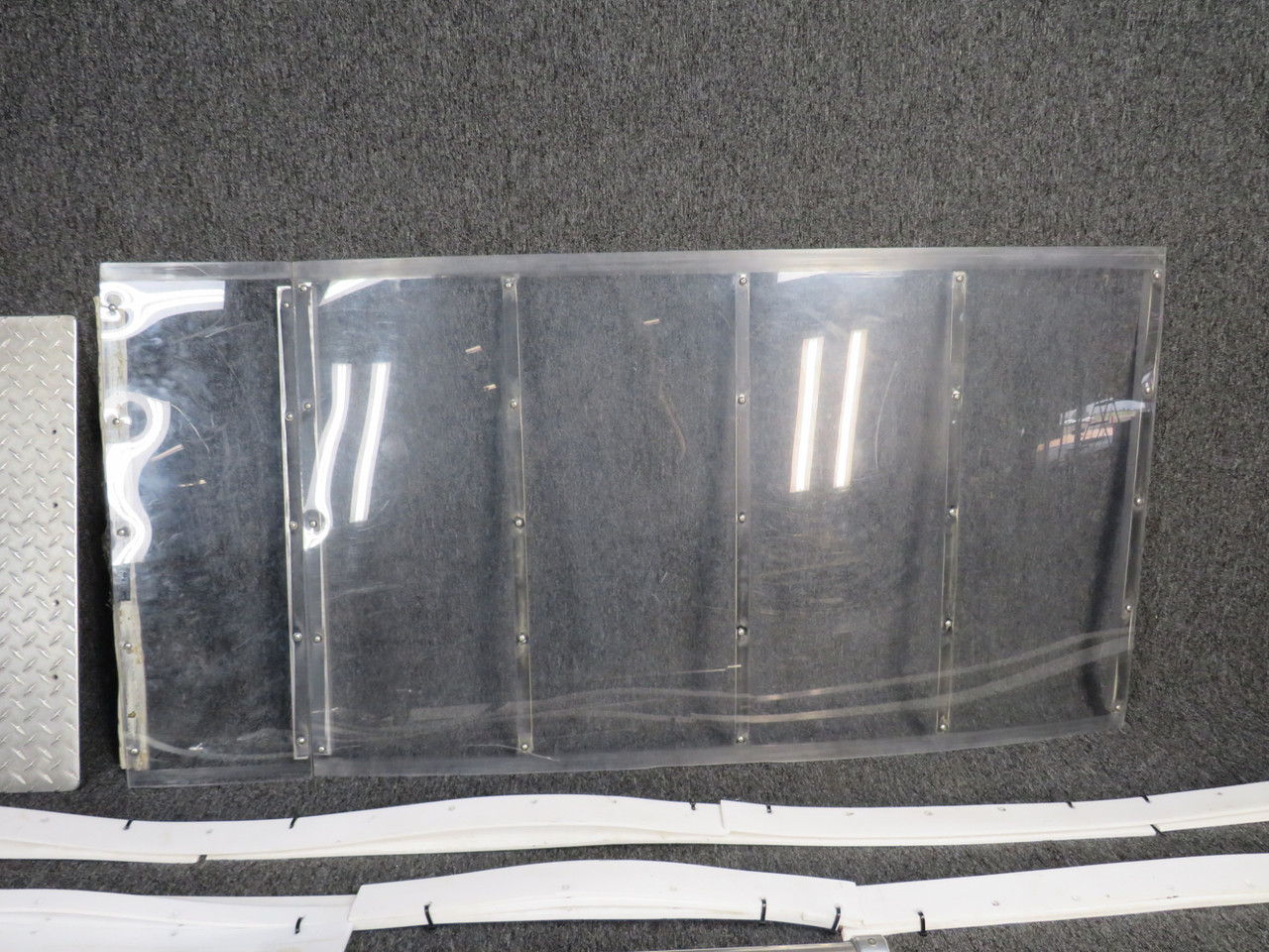 Beechcraft King Air B90 Jump Door Kit with Step Plate and Handle