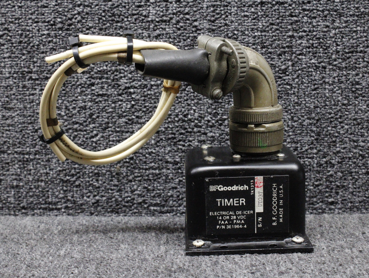 3E1964-4 BF Goodrich Electrical De-Ice Timer with Connector (Volts: 14 or 28)