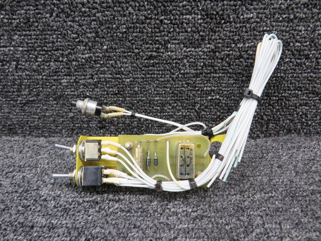6608055-1, MST205S, MST1050 LearJet PC Board with Switches For Sale
