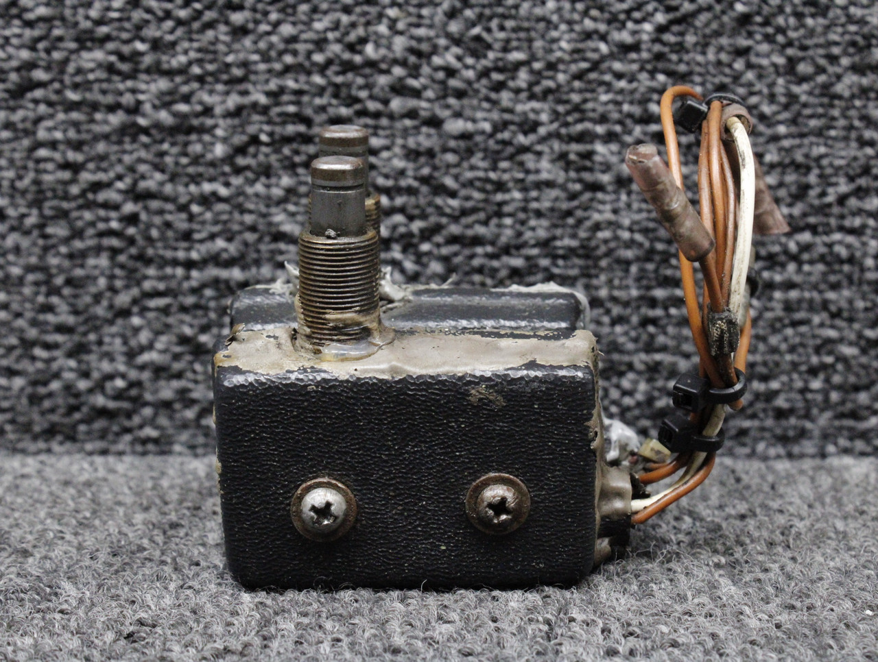 VMM-161 パッチ MS25026-1 Swearingen SA-226T Set of 2 Landing Gear Limit Switches