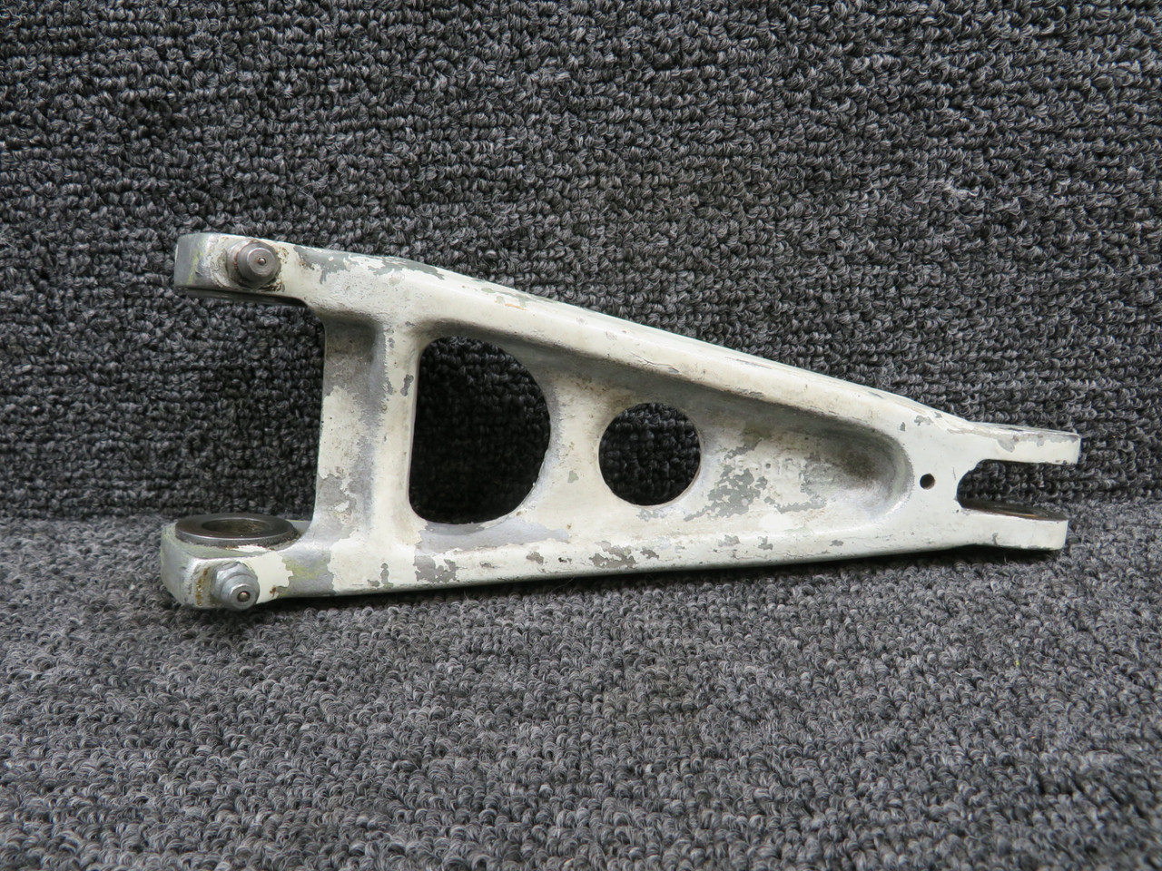 35-815194-3 Beechcraft S35 Lower Main Gear Torque Knee