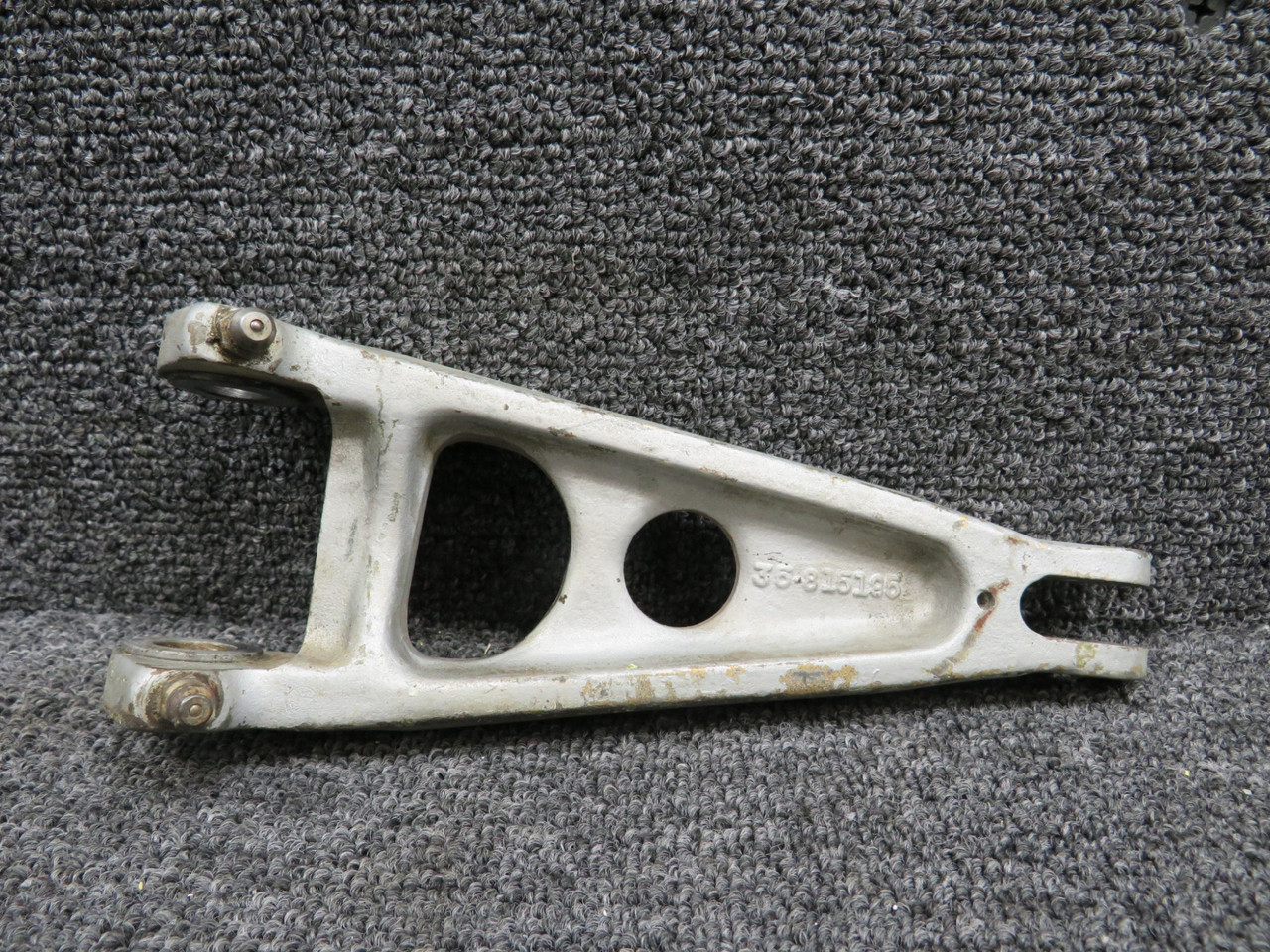 36-810016-5 (Cast: 35-815195) Beechcraft BE-58 Knee Torque Link Lower