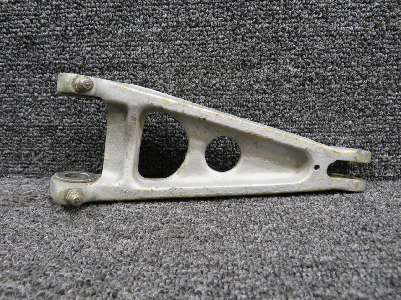 36-810016-5 (Cast: 35-815195) Beechcraft Main Gear Lower Torque Link