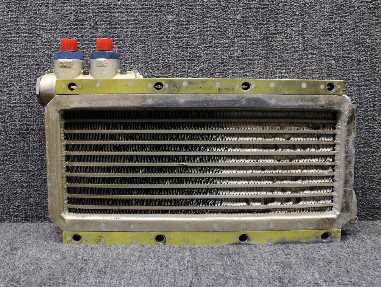 8537831 Garrett TPE331 Harrison AP09AN13-06 Oil Cooler (Damaged