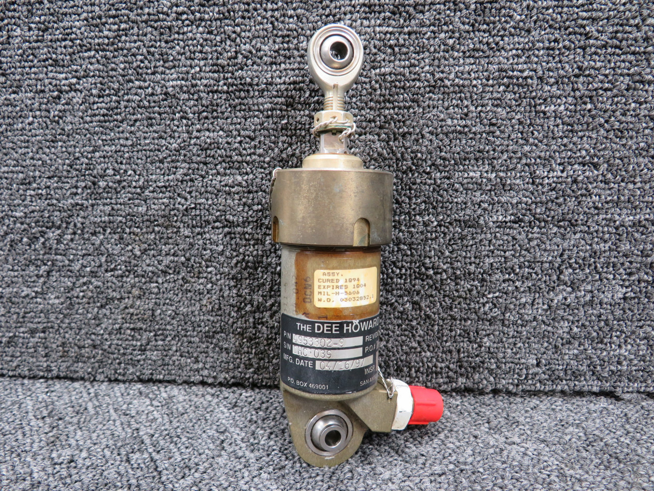 4953302-9 Dee Howard Thrust Reverser Actuator and Green Repairable