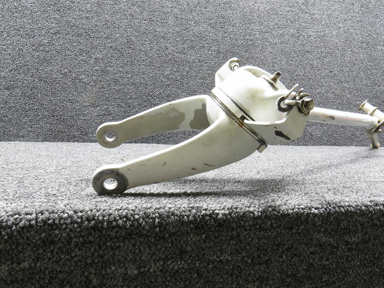 0742400-10 Scott Aviation C-180 Tail Wheel Assembly For Sale
