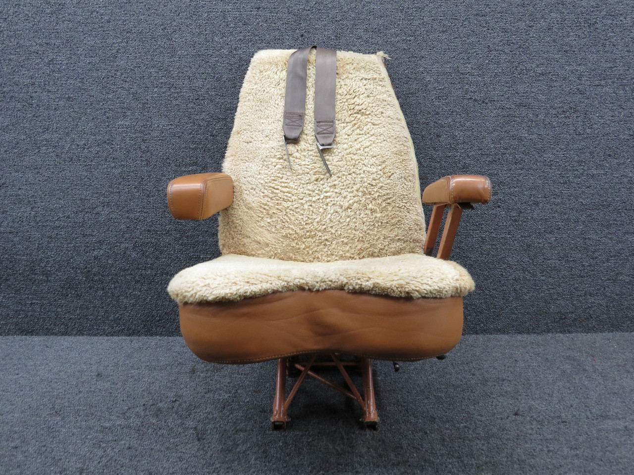 27-90288-002 Swearingen SA-226T Co-Pilots Upholstered Chair
