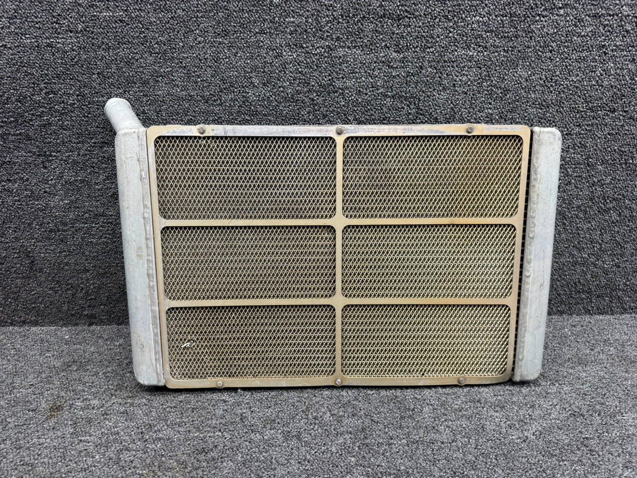 U8903004 (Alternate PN: D64-7520-00-00) Austro E4B Mahle Coolant