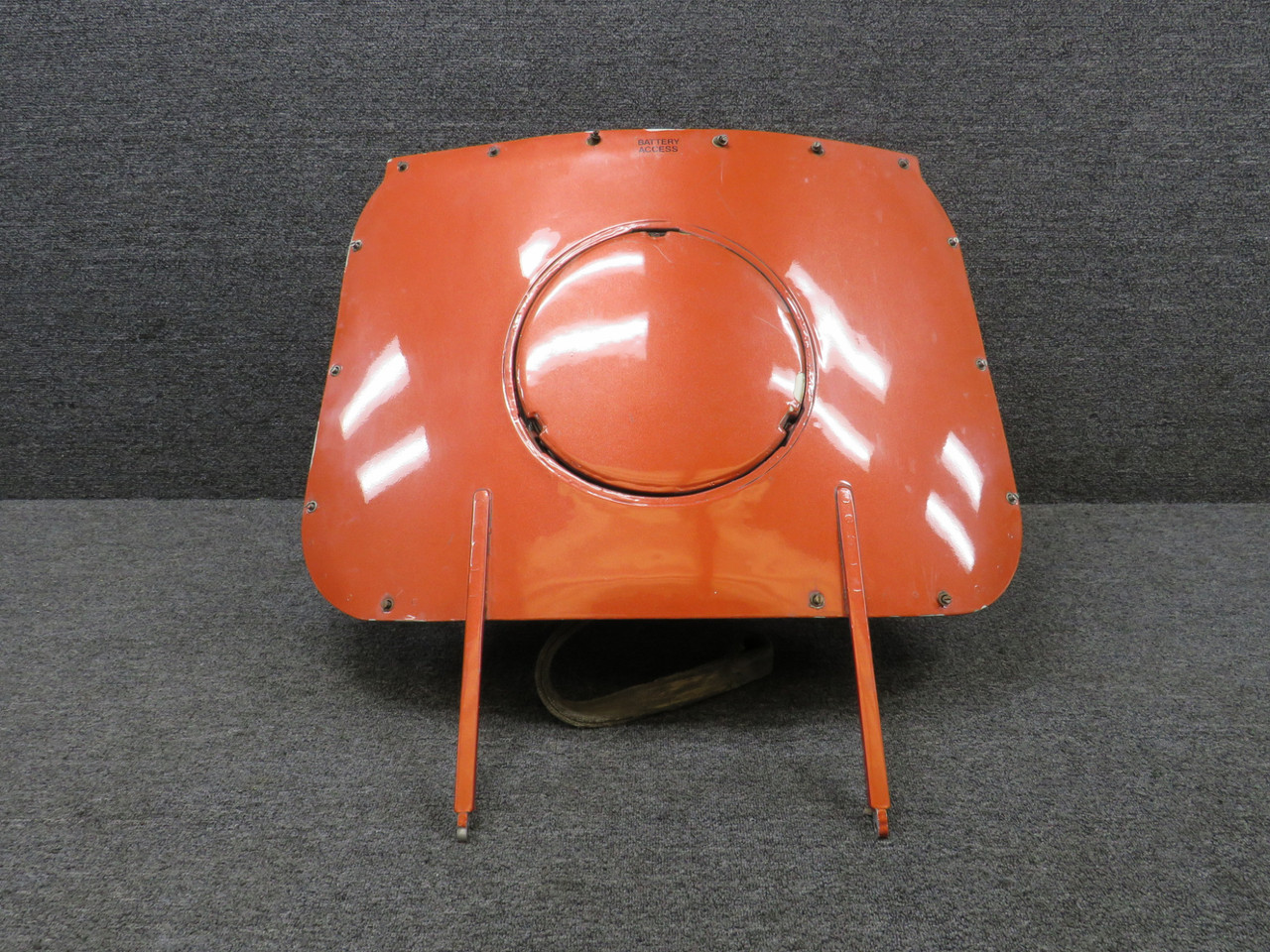 2488700-10 (Weu: 2488700-14) LearJet 24E Tail Cone Access Door & Canister Assy
