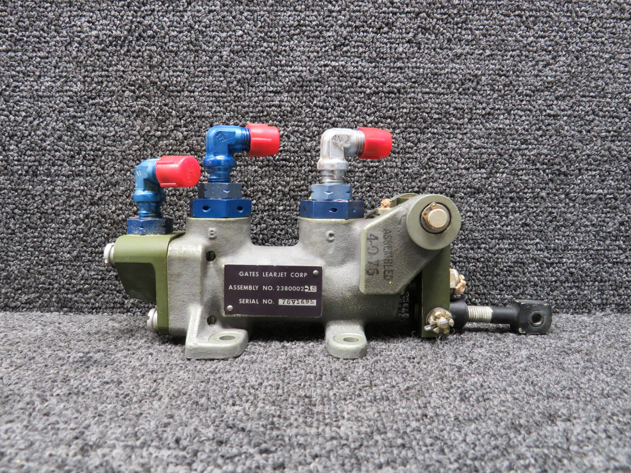 Fページ　6aa 2380002-18 Gates LearJet Valve Assembly For Sale