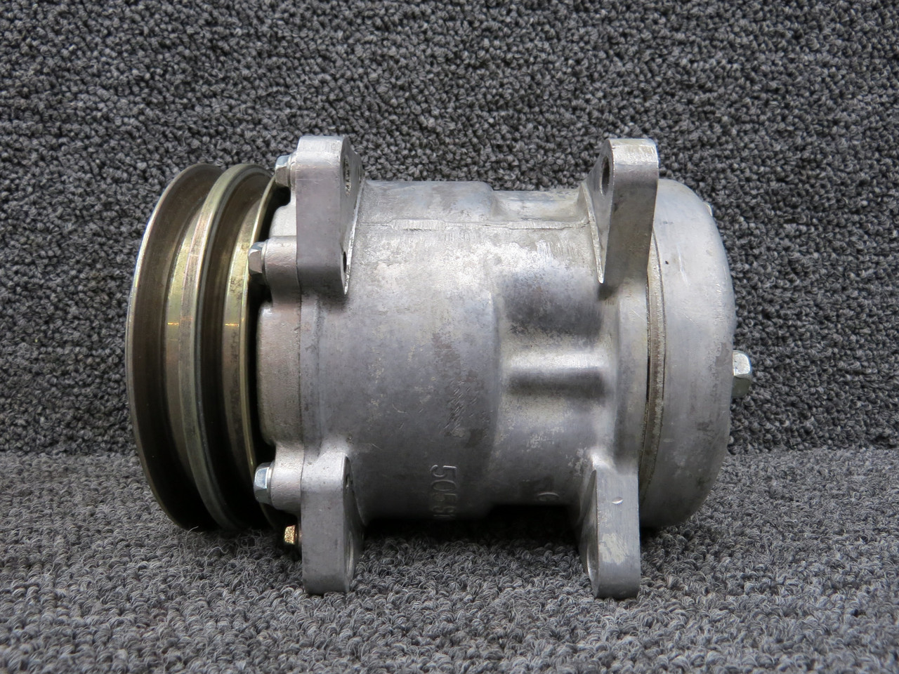 SD-505 Sanden 9077 Air Conditioning Compressor For Sale