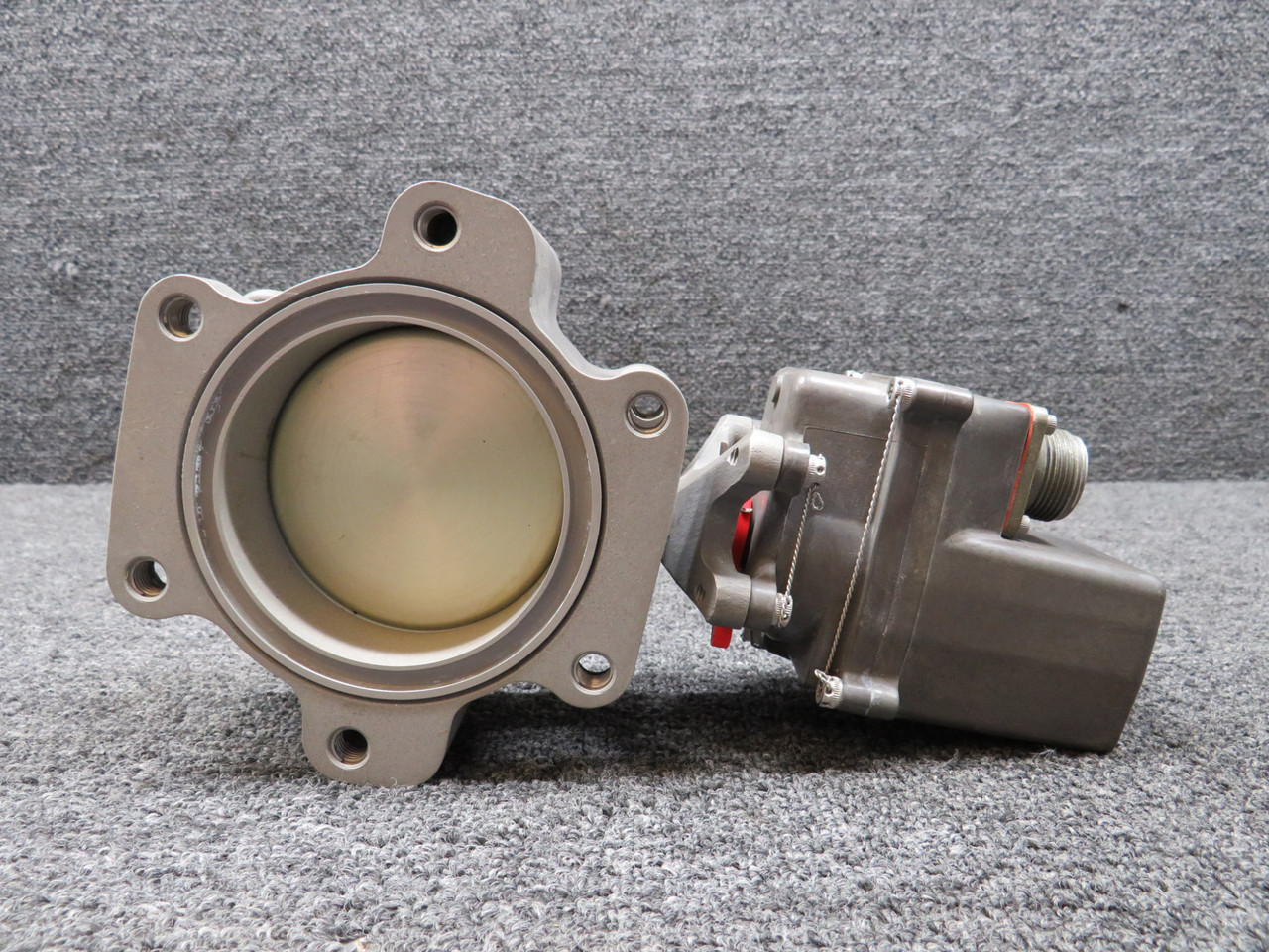 EM74-5 (Alt: 6600357-1) Circle Seal Shutoff Valve with Green Tag