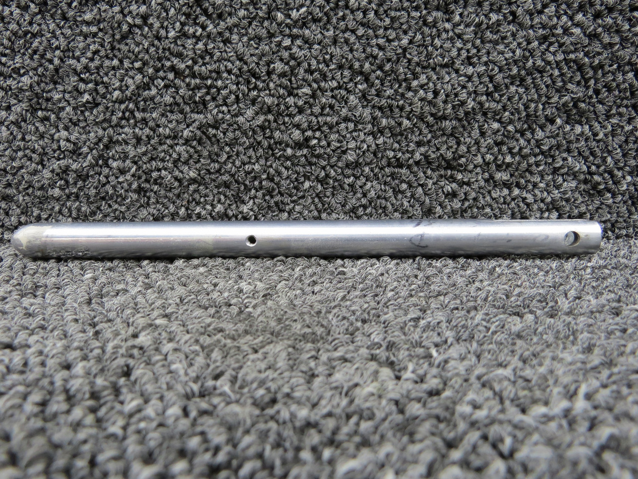 82774-002 Piper PA-46-350P Lower Cabin Door Latch Pin