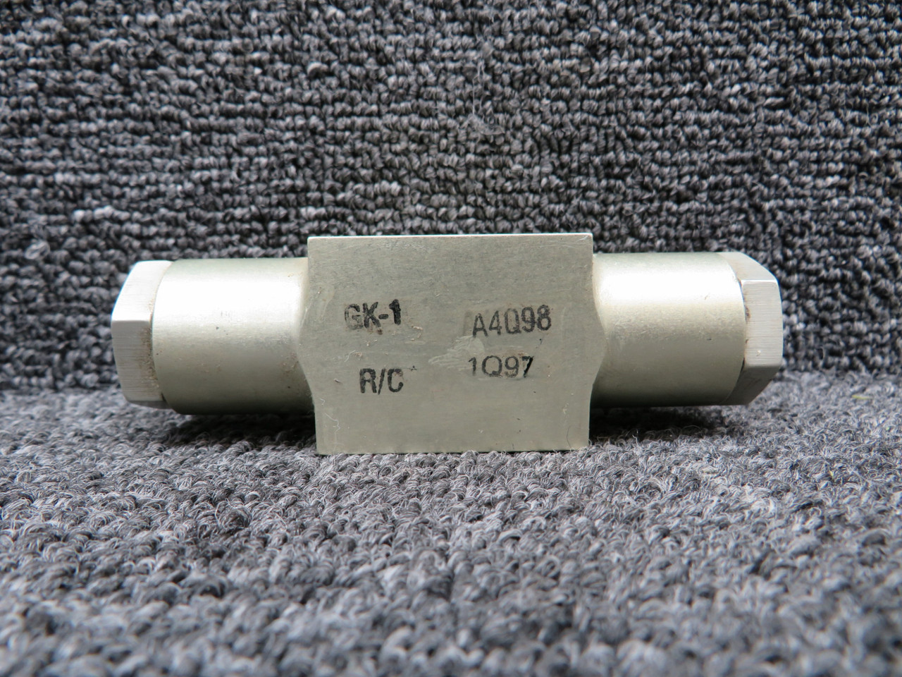 ☆ccc☆ 92465 Gar-Kenyon Shuttle Valve with Green Repairable Tag
