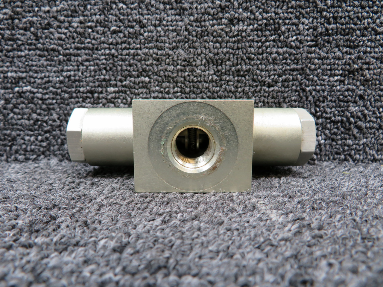 ☆ccc☆ 92465 Gar-Kenyon Hydraulic Shuttle Valve For Sale