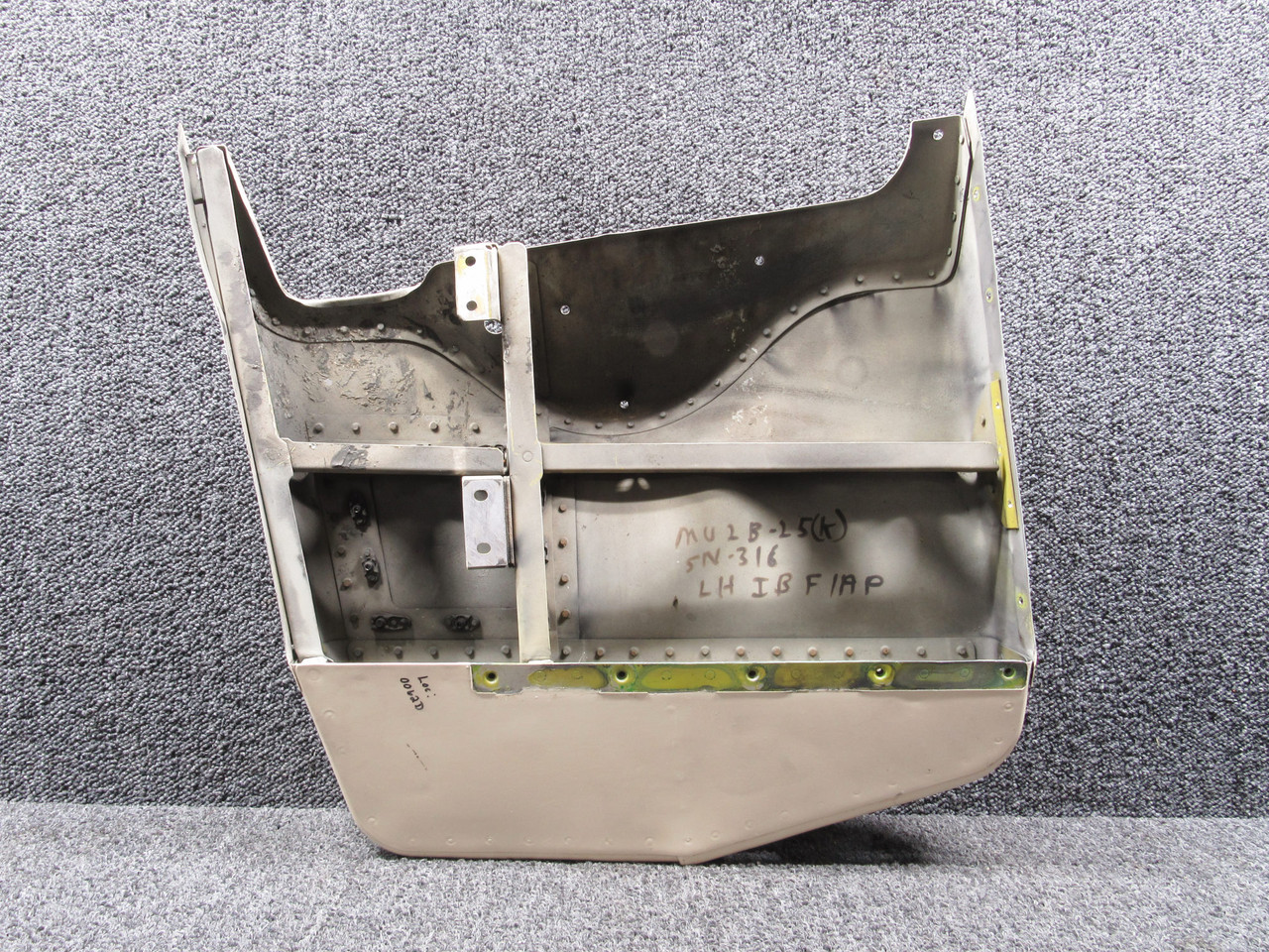 Fairing Assembly Engine 016A-13308-1 Mitsubishi MU2B-25K Engine Nacelle Fairing Assembly Left Hand