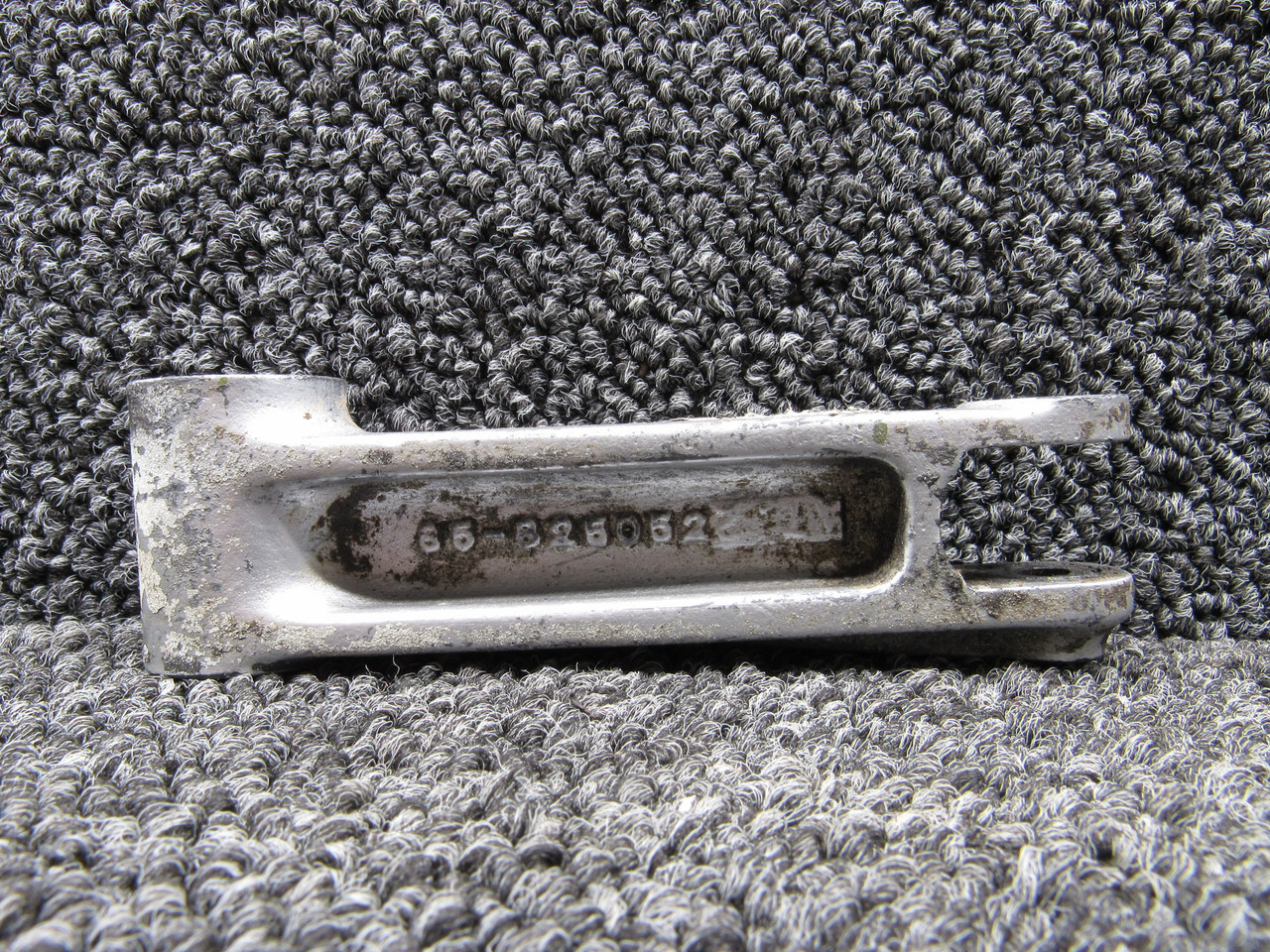 35-825052 Beech K35 Nose Gear Idler Arm Assembly