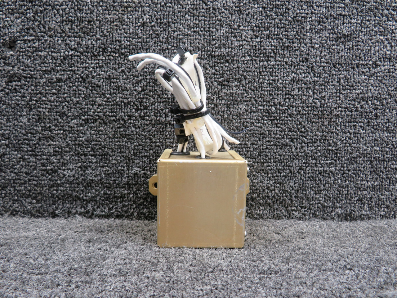 55939-7510346-904 Cessna Citation 560 Ultra Nav-Comm Strap