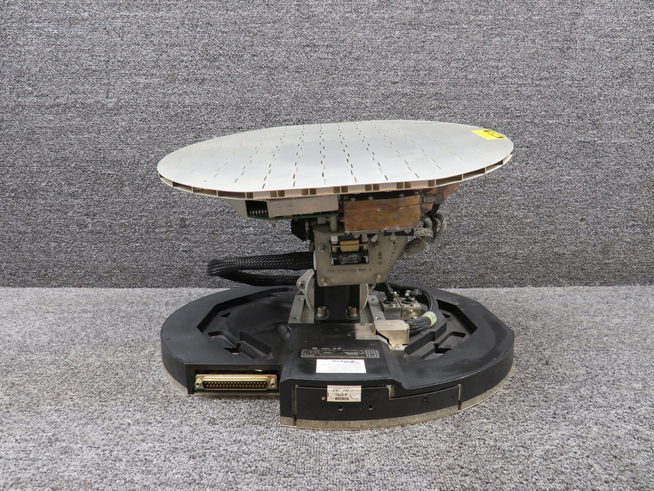 りた　Antenna MXTA13 Magnetic Base Antenna | Midland Radio – MIDLAND