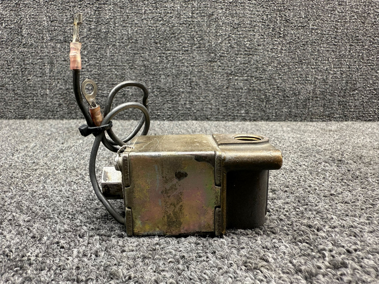 55P7005E-608 Valcor Engineering Fuel Flow Transducer (Volts: 12, Core)