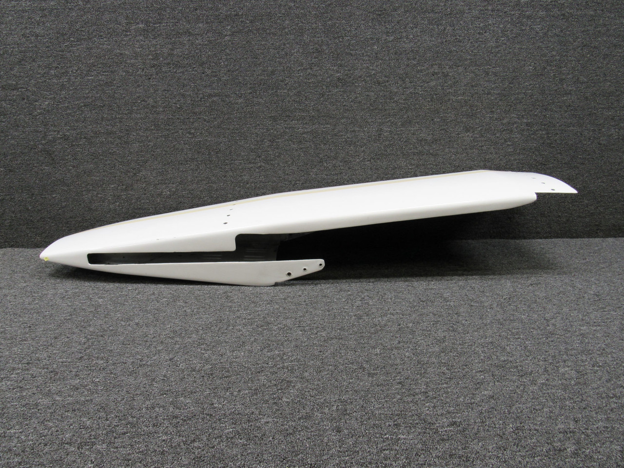 pourtoi79ページ 266-0659-507 LearJet Outboard Stang Fairing Left Hand