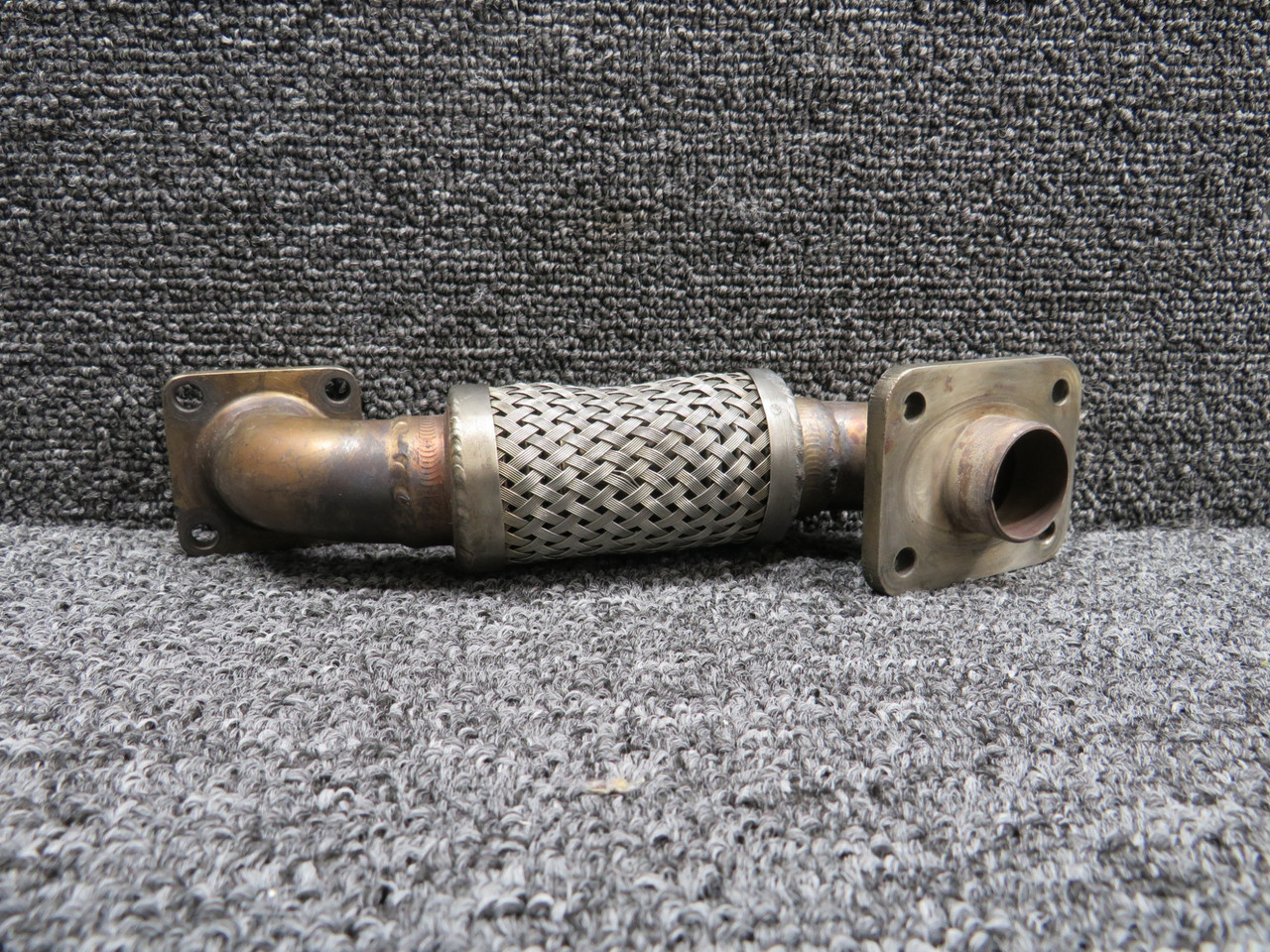 13762-4 (Alt: 6600323-7) LearJet 35 Bleed Air Hose Unit