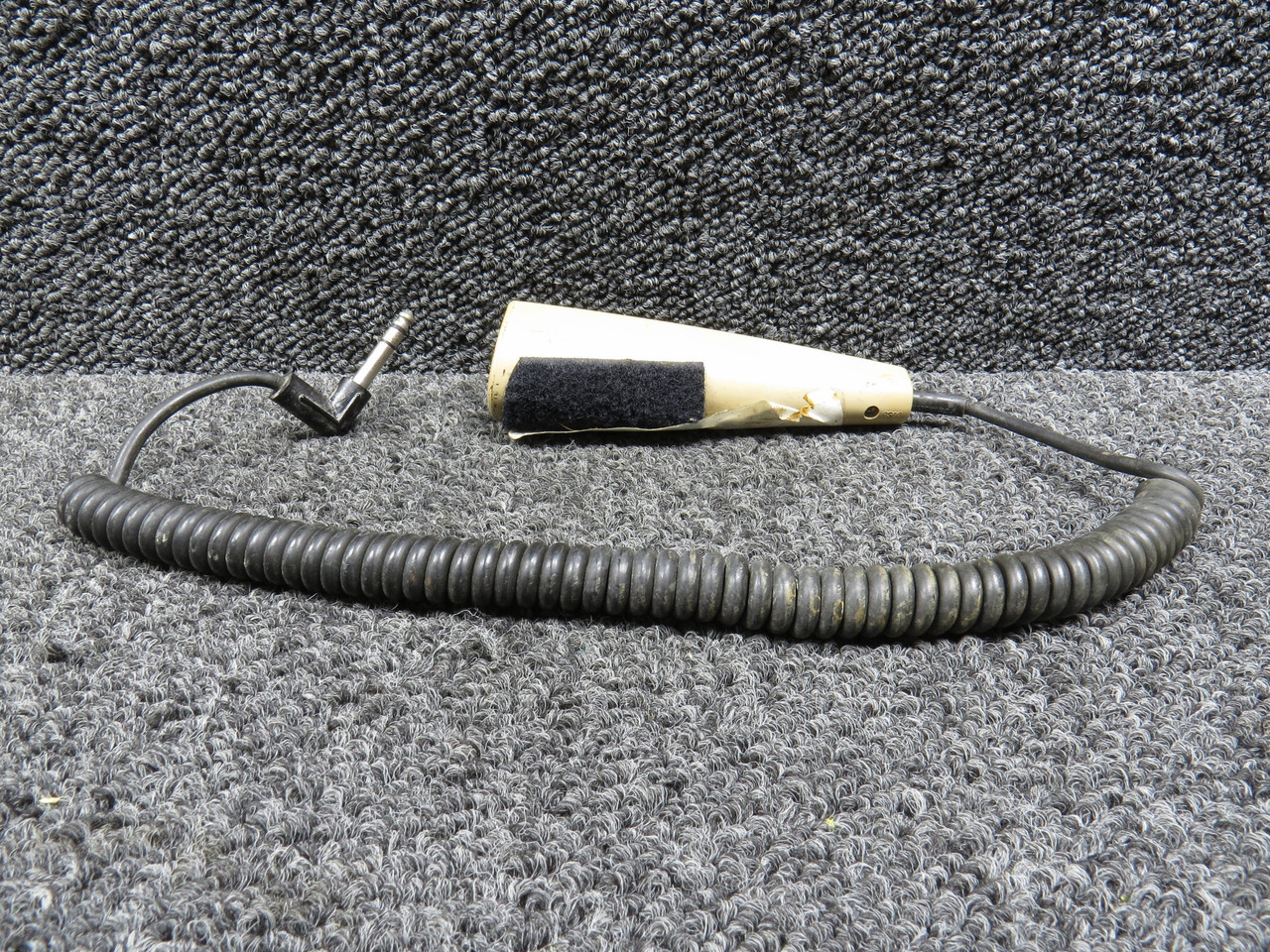 Cessna C-182R Handheld Microphone (Tan) (No Data Plate) For Sale