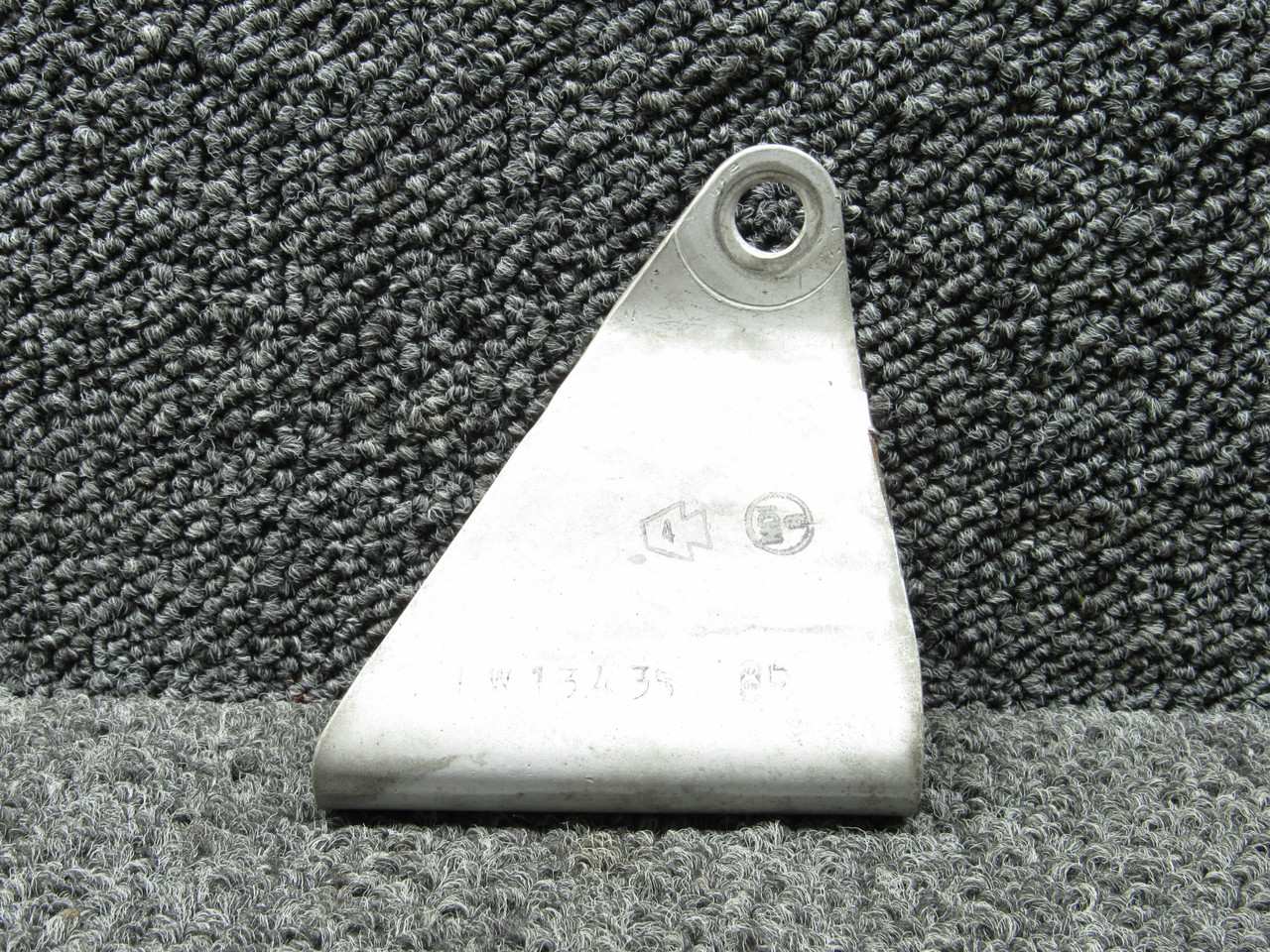 LW-13435 Piper PA-31 Lycoming Alternator Support Bracket