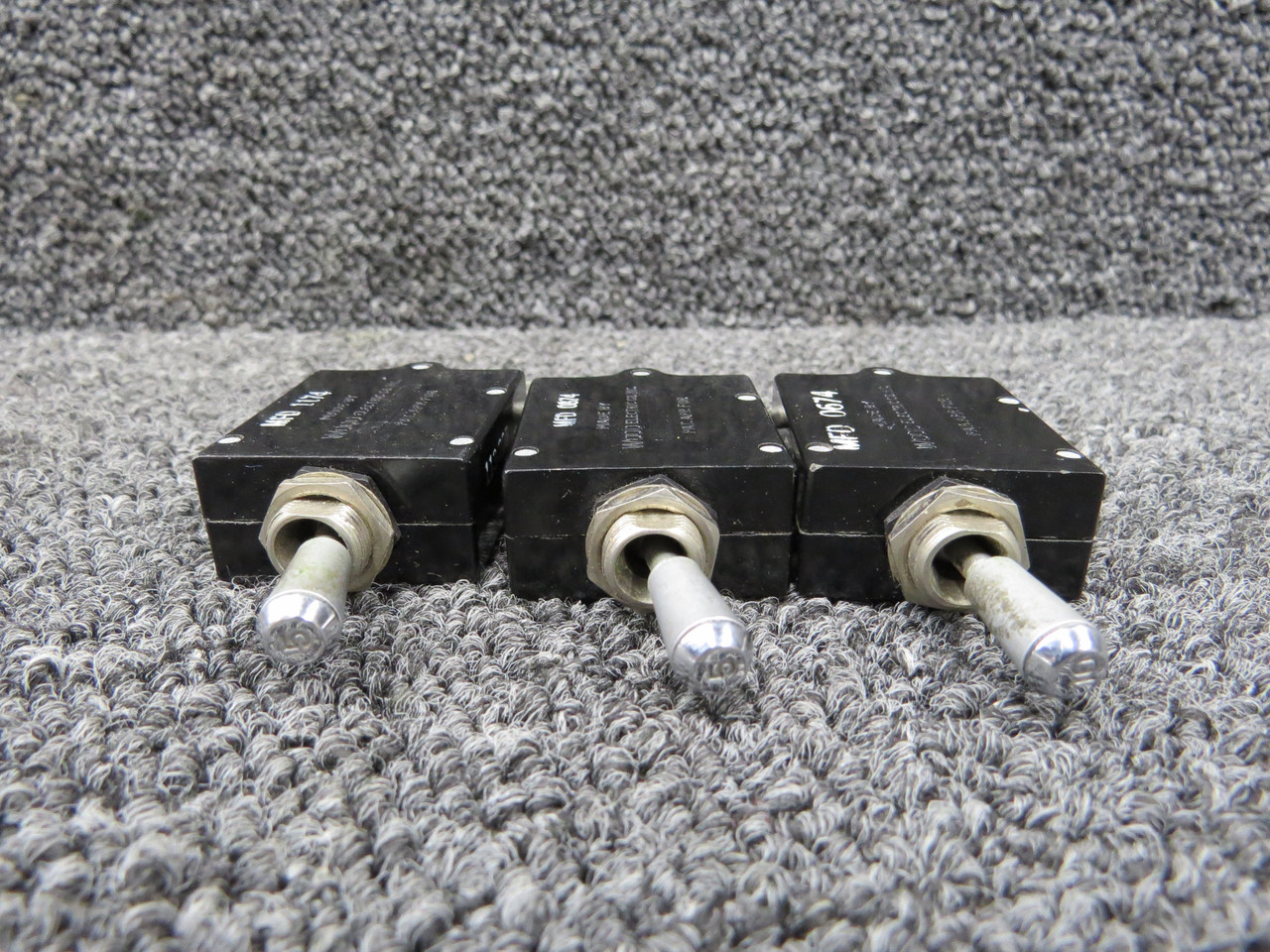113-205-102, 113-210-102 Wood Electric Toggle Switches Amps: 5-10 (Set of 3)