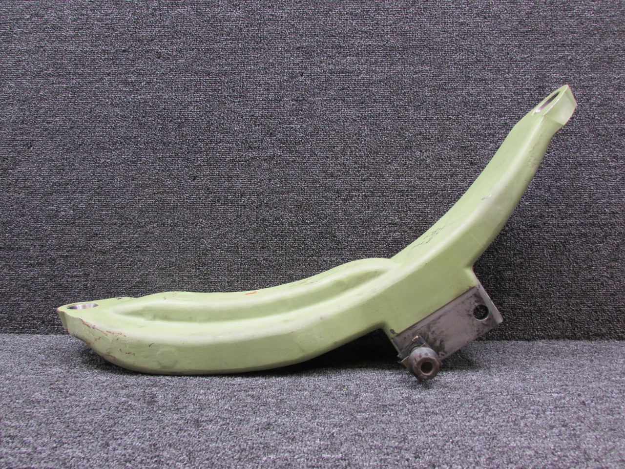2651011 LearJet Forward Engine Mount RH with Green Repairable Tag (Core)